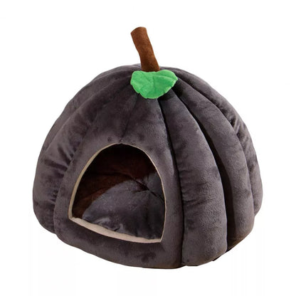 Cozy Pumpkin Pet Bed for Cats
